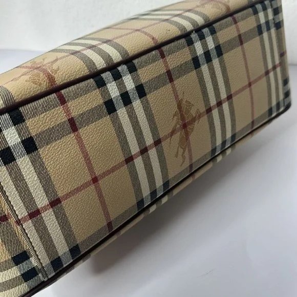 Burberry Haymarket PVC leather laptop bag - Picture 5 of 10